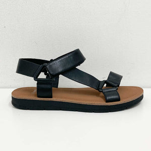 Evans Black Faux Leather Sporty Strap Sandals UK 4E 